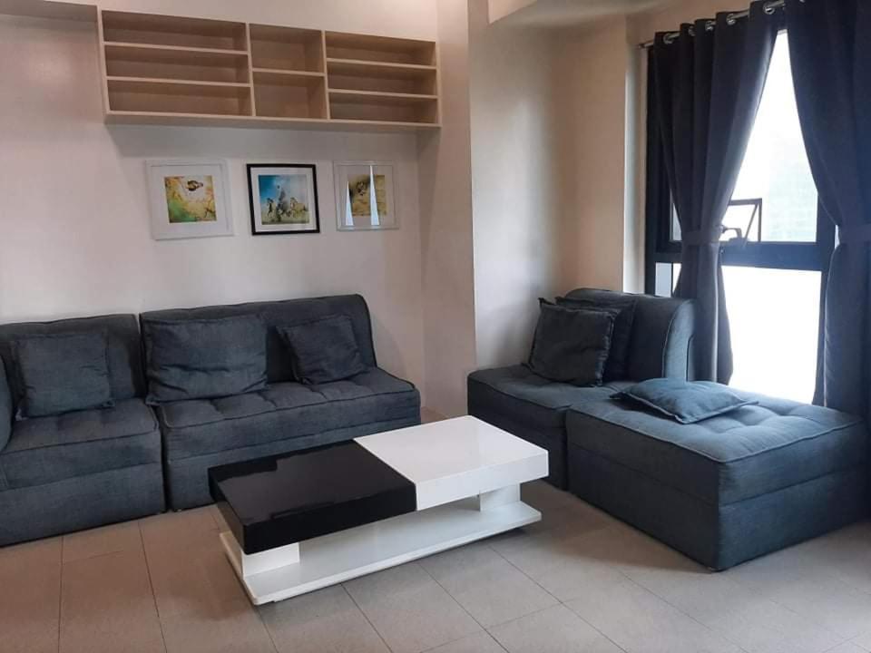 Spacious 2 Bedroom Unit With Pool Μανίλα Εξωτερικό φωτογραφία